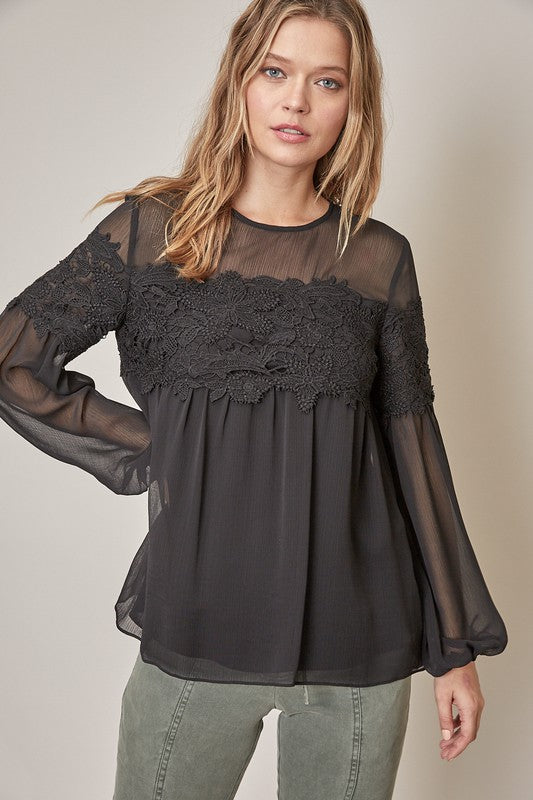 Bring it back lace detail top