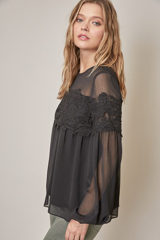 Bring it back lace detail top